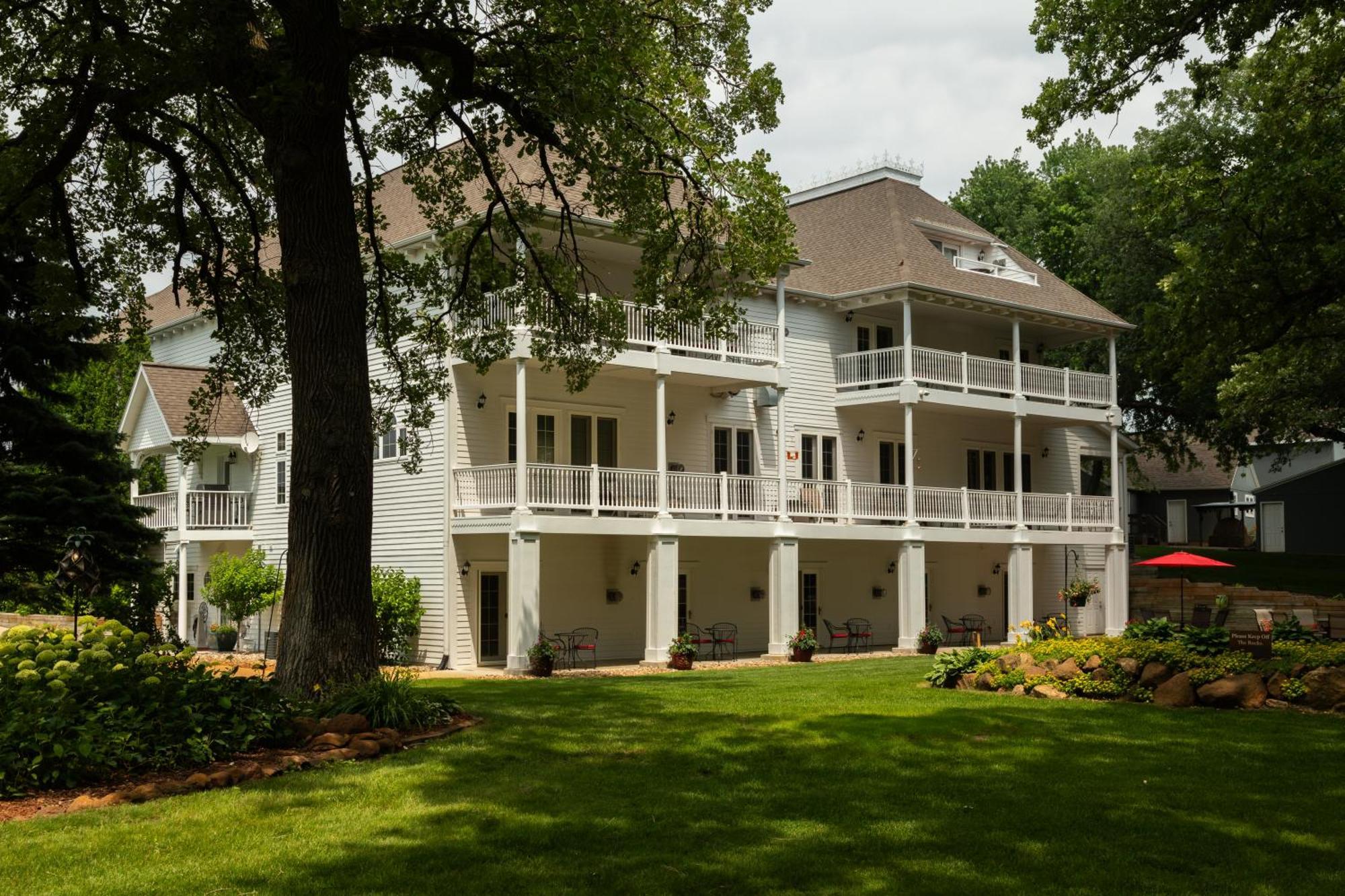 The Oakwood Inn 欧克博奇 外观 照片